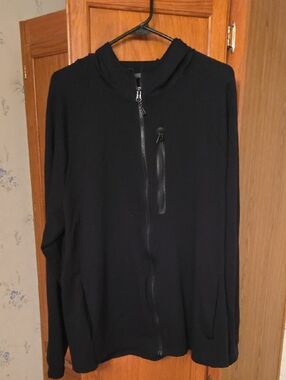 Black Zip-Up Hoodie Sweatshirt - Women's